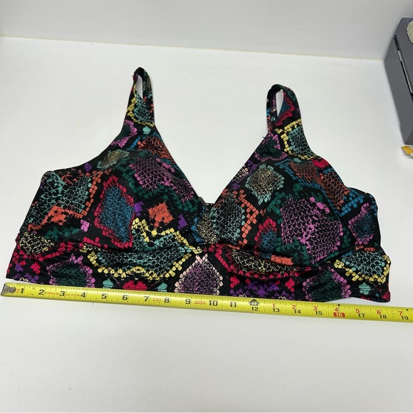 Torrid Wireless Shine Triangle Bikini Top Snakeskin 3 3X Convertible Stretch Vac - Picture 5 of 9